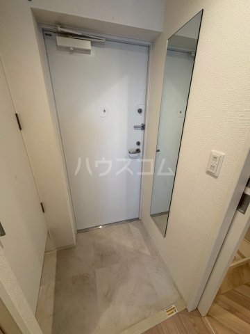 13/30 玄関