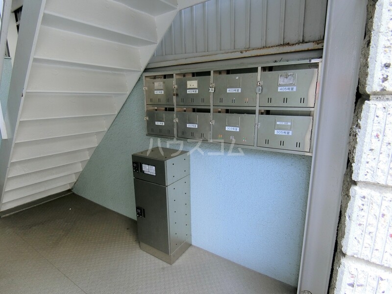 18/24 エントランス