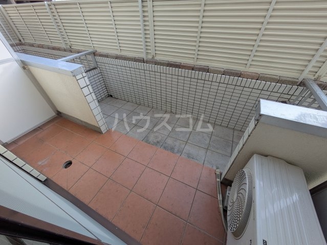 23/30 バルコニー