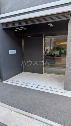 21/26 エントランス