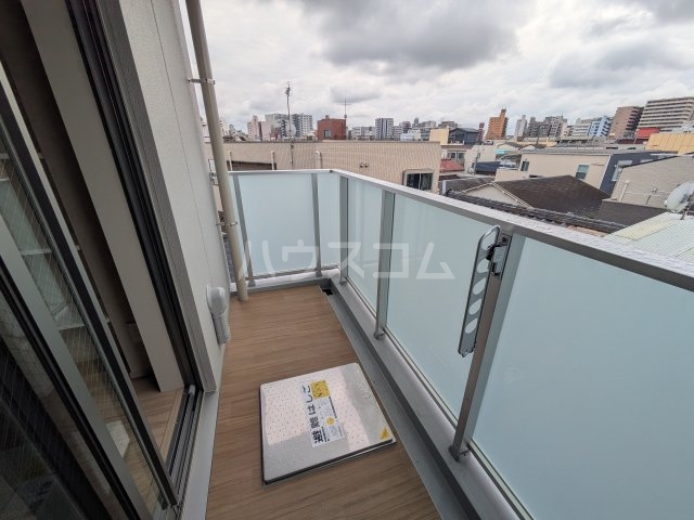 21/30 バルコニー