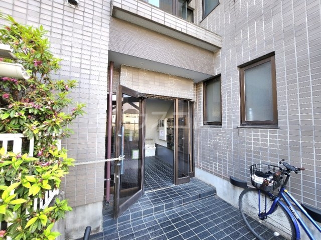 2/11 エントランス