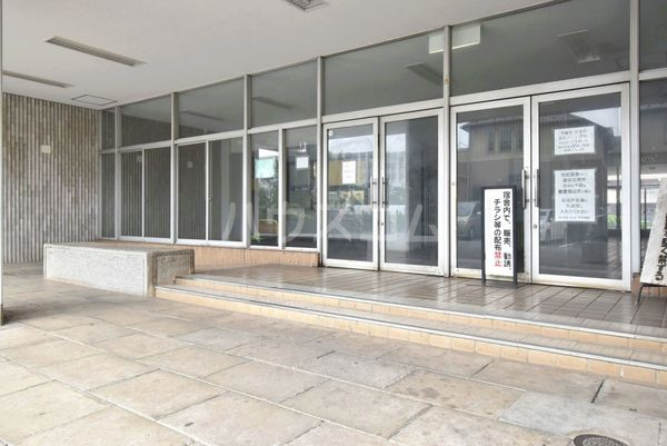 15/23 エントランス