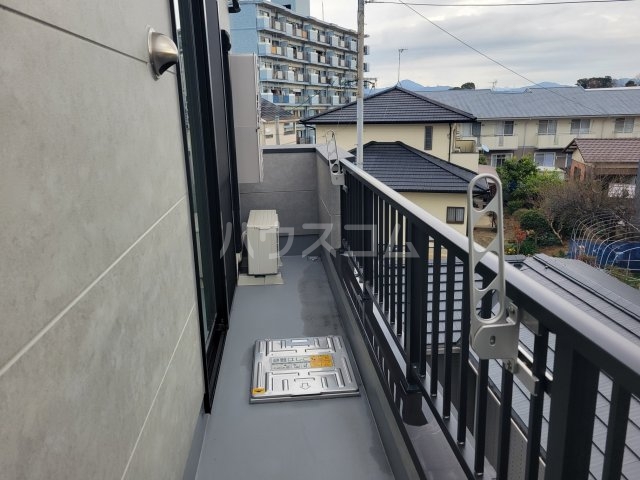 13/23 バルコニー