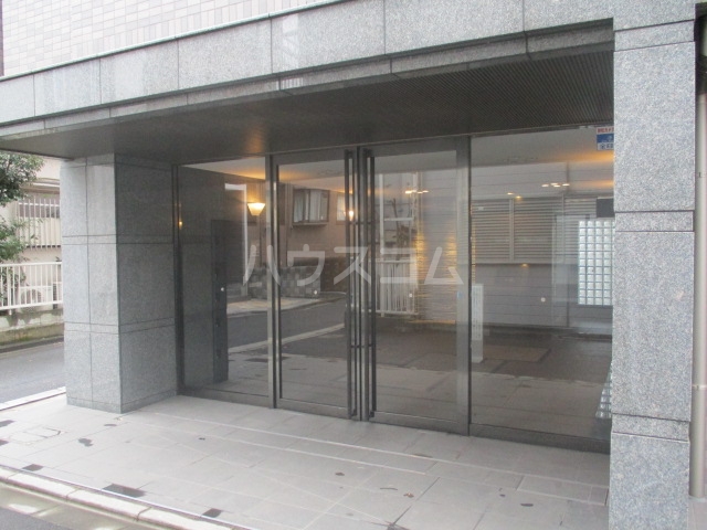 21/29 エントランス