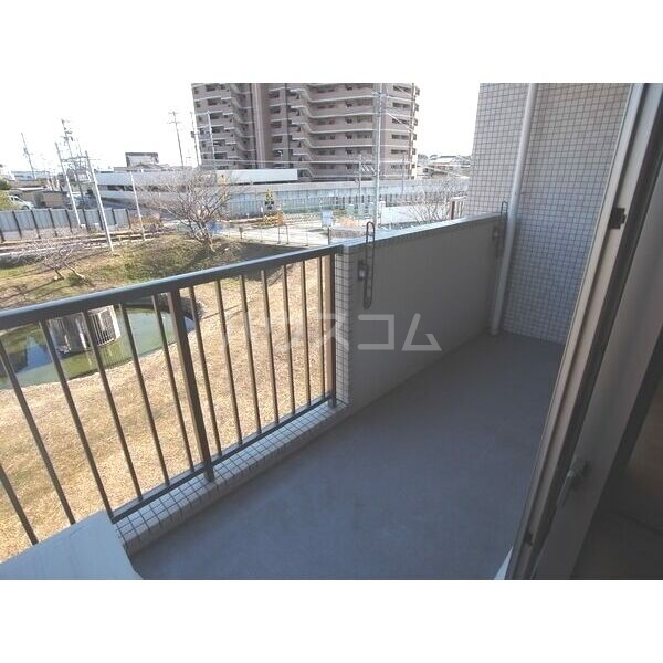 17/30 バルコニー