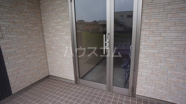 15/20 エントランス