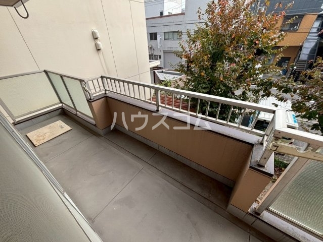 19/30 バルコニー