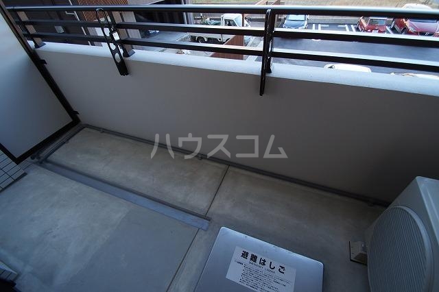 15/26 バルコニー