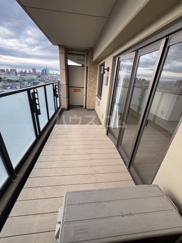 20/30 バルコニー