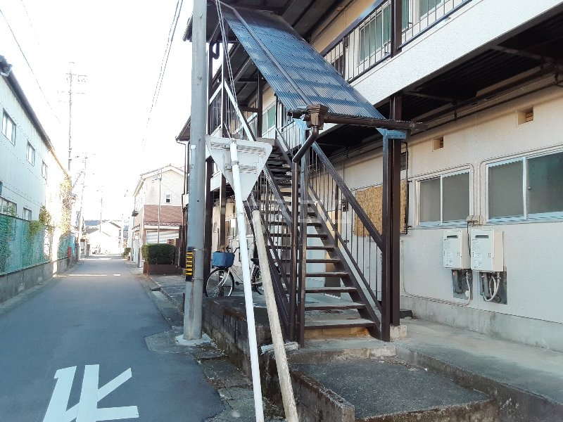 21/28 エントランス