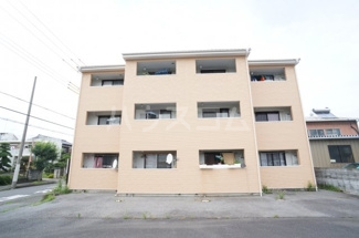 21/28 エントランス