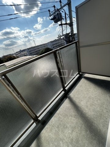 21/30 バルコニー