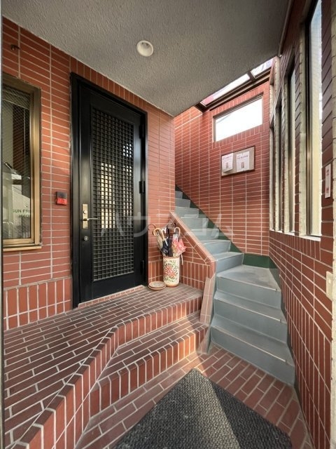 29/30 エントランス