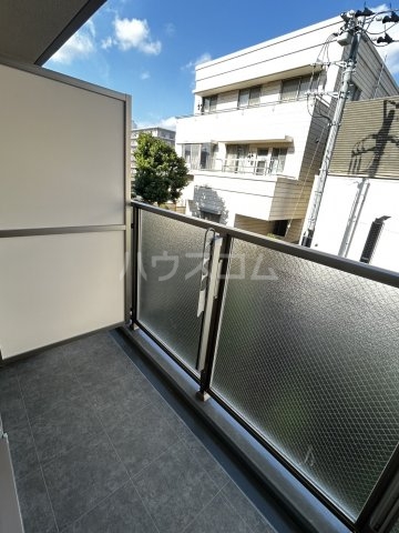 25/30 バルコニー