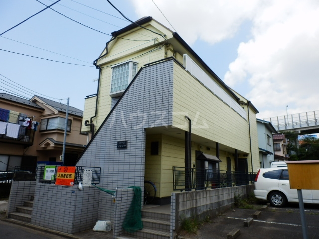 18/28 エントランス