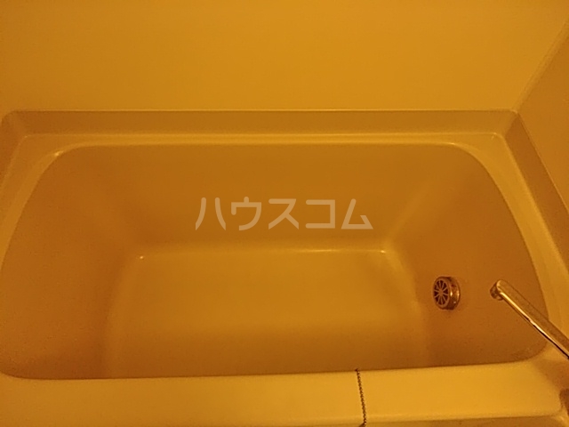 16/30 浴室
