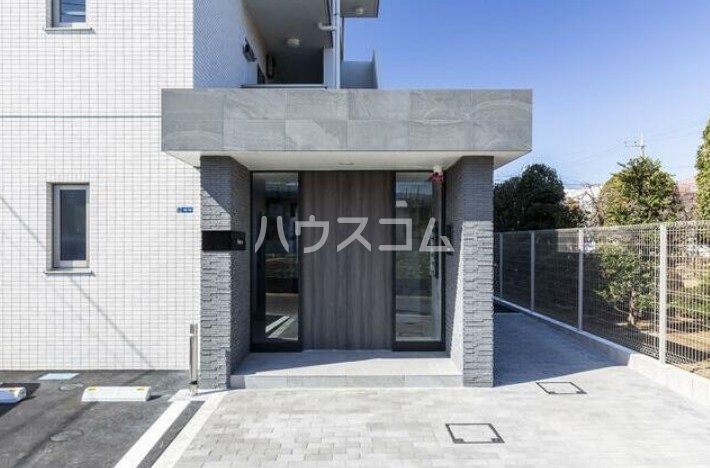 14/16 エントランス