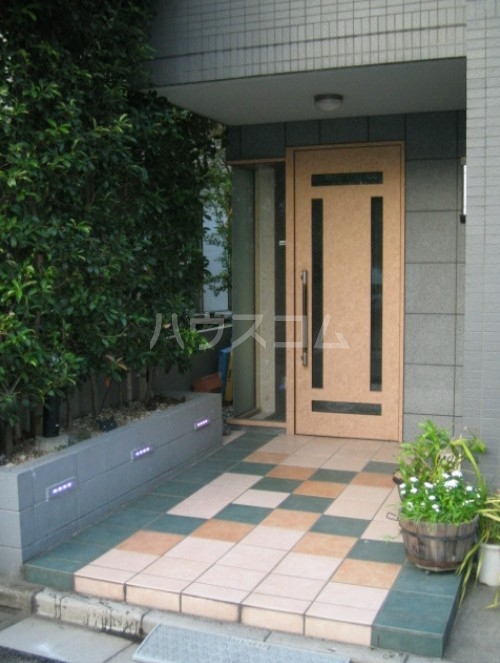 2/8 エントランス