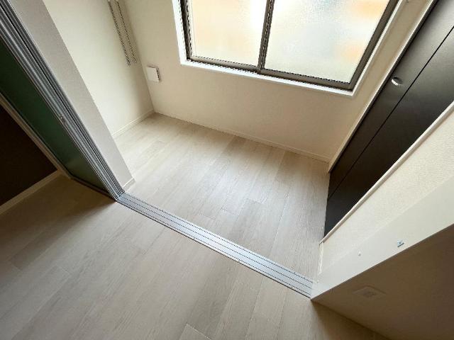 20/27 バルコニー