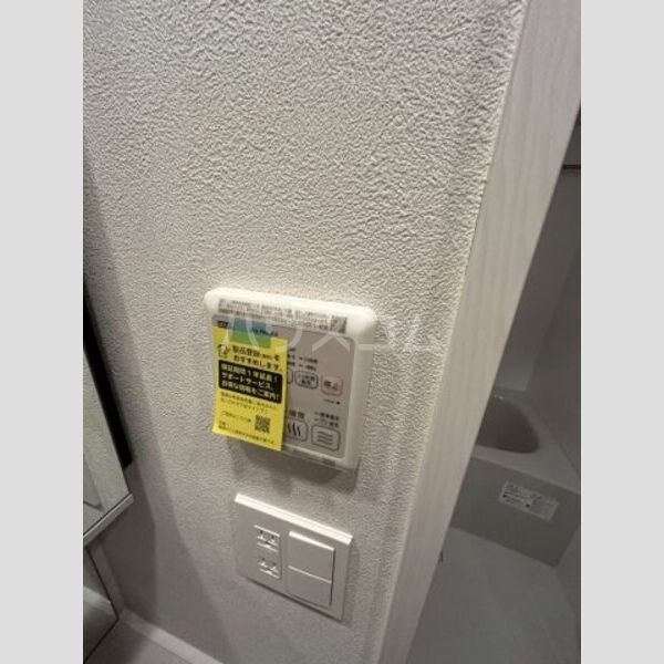 19/30 エントランス