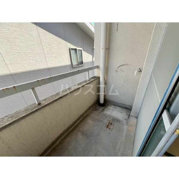 13/17 バルコニー