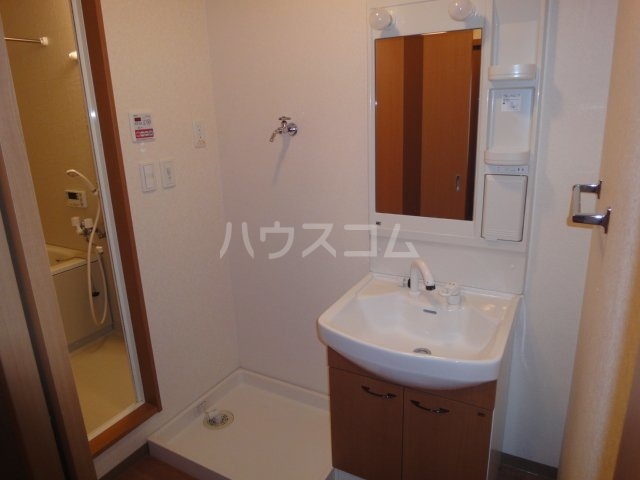 17/27 洗面