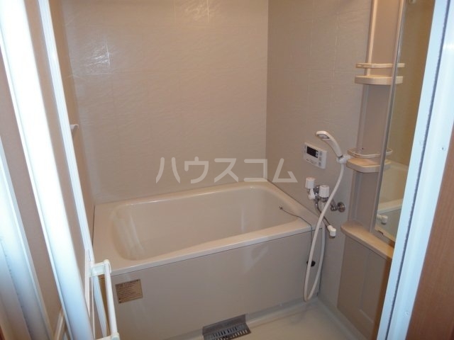 15/27 浴室