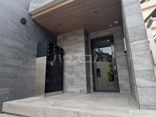 22/30 エントランス