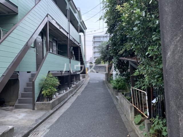 25/30 エントランス