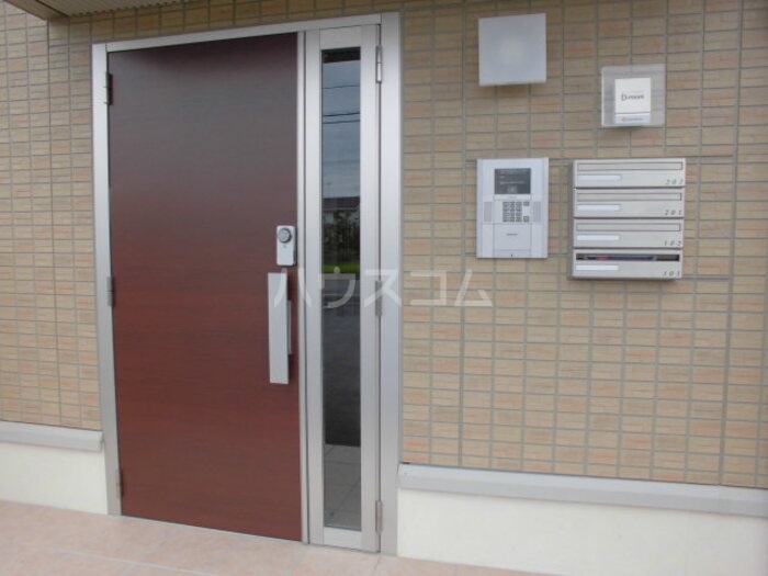 2/11 エントランス