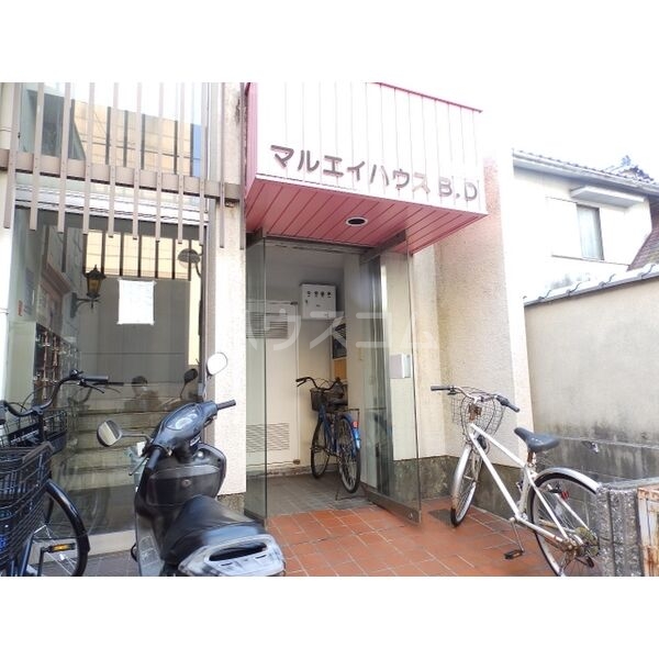 14/16 エントランス