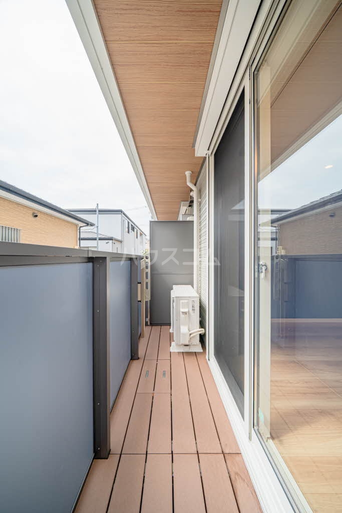 15/20 バルコニー