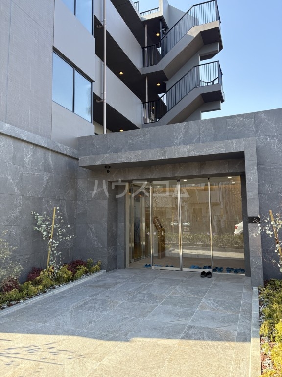 15/25 エントランス