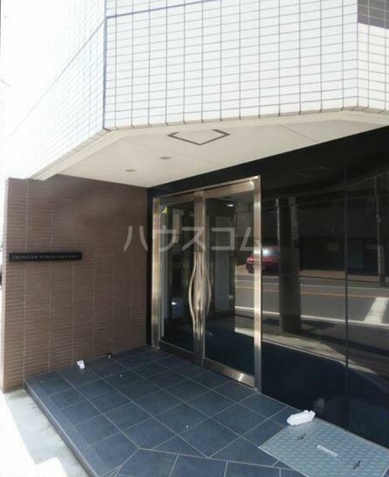 14/22 エントランス