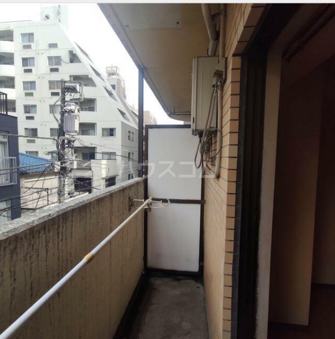 15/27 バルコニー