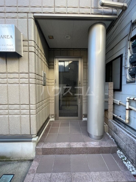 20/22 エントランス