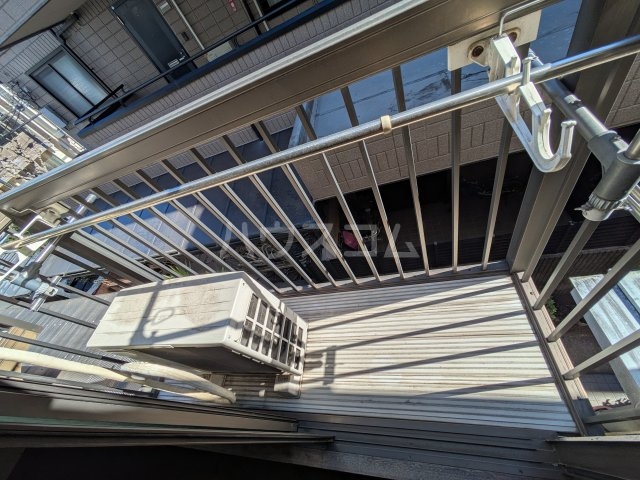 19/30 バルコニー