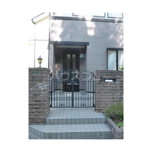 3/4 エントランス