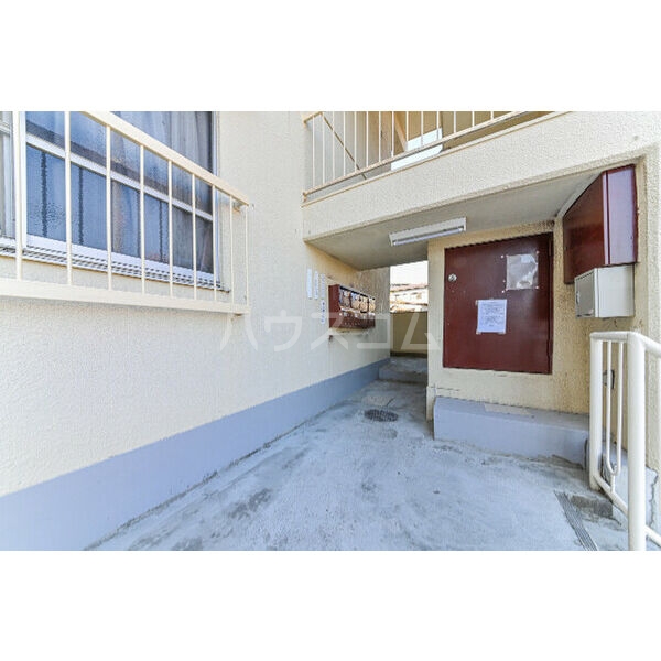 15/25 エントランス