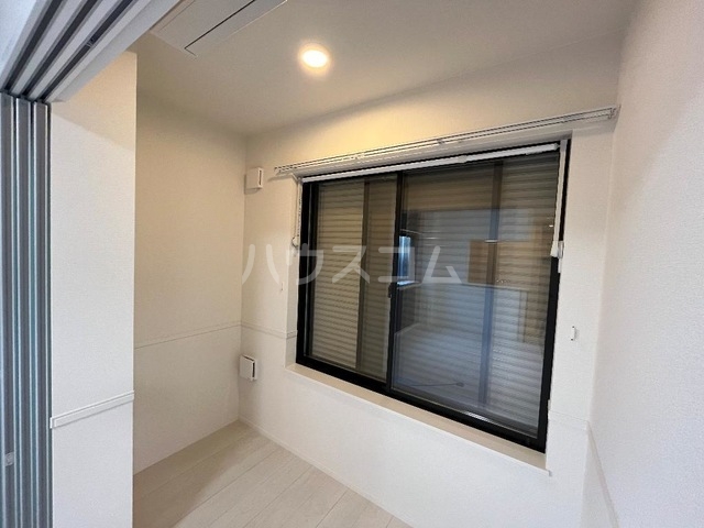 17/30 バルコニー