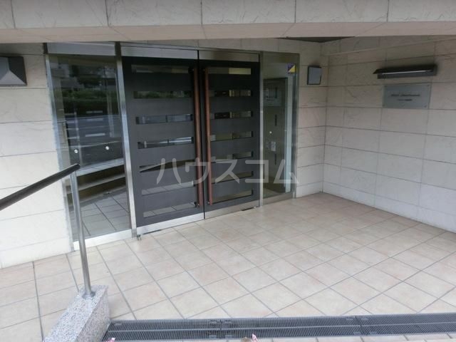 14/21 エントランス