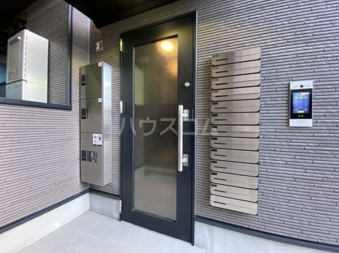 17/24 エントランス