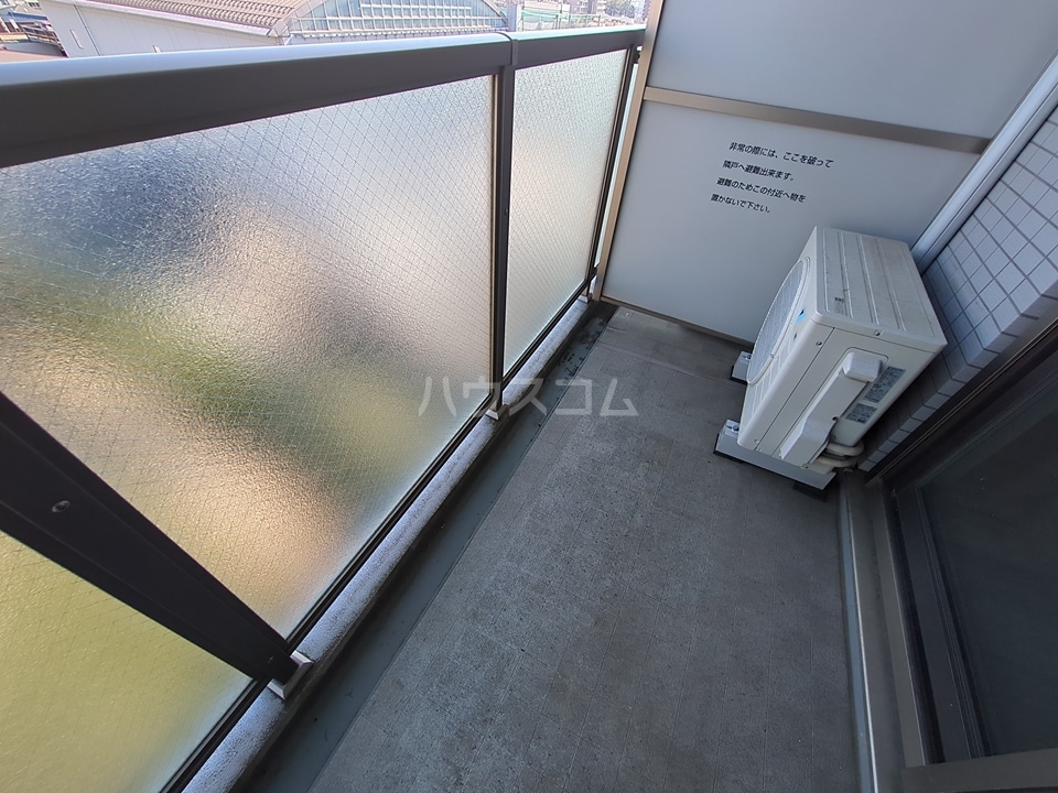 13/30 バルコニー