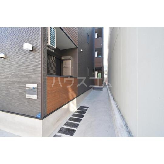 15/25 エントランス