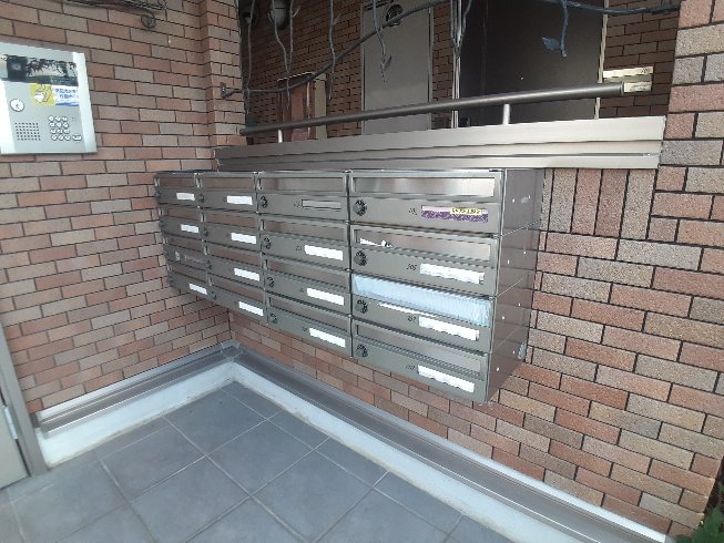 20/30 エントランス