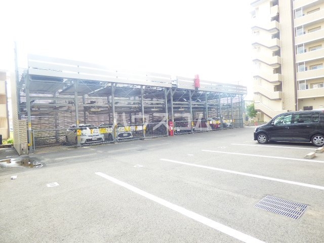 2/10 駐車場