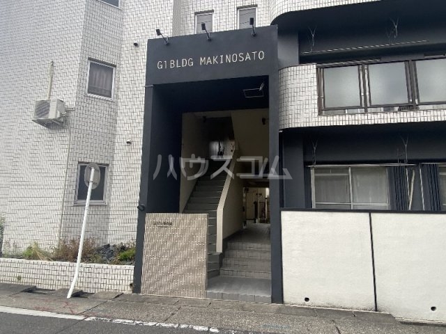 14/22 エントランス