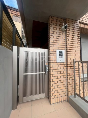 29/30 エントランス