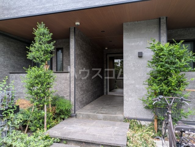 29/30 エントランス